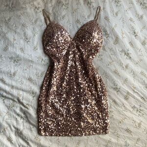 blanc rose gold sequence mini dress size small in great condition